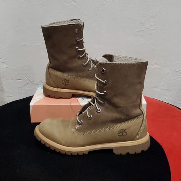 Timberland Boots in 2 Toned Brown Suede Size 7 - Picture 14 of 14